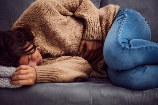 9 Cara Meredakan Nyeri Haid yang Aman dan Efektif - Alodokter