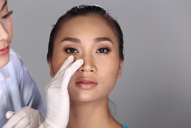 Mengenal Septoplasty, Operasi untuk Memperbaiki Tulang Rawan Hidung - Alodokter