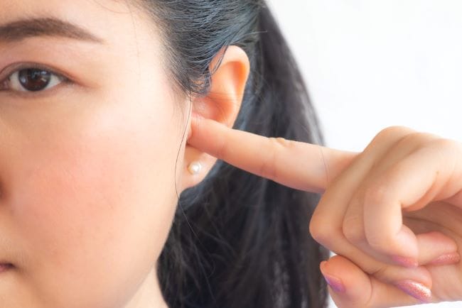 8 Cara Mengobati Sakit Telinga Bagian Dalam - Alodokter