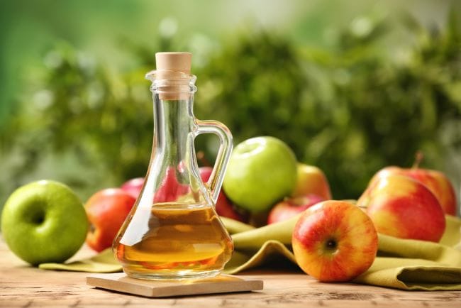Cuka Apel untuk Rambut, Ini Manfaat dan Cara Penggunaannya - Alodokter