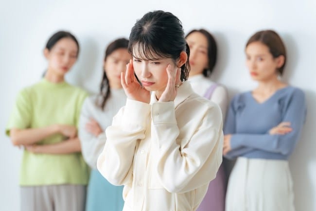 Playing Victim, Ini Pengertian, Ciri-Ciri, dan Cara Menghadapinya - Alodokter