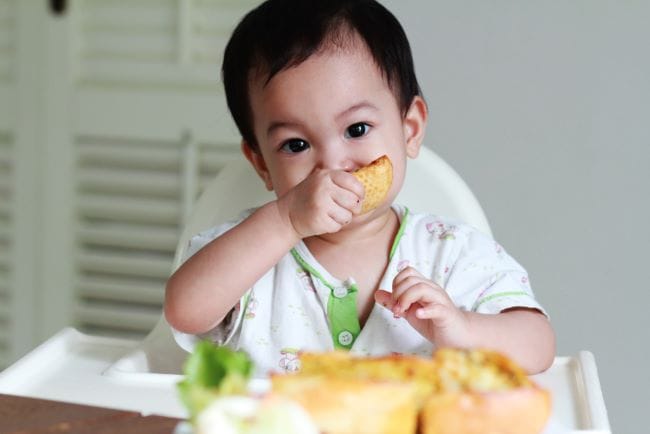 9 Menu MPASI 1 Tahun untuk Bunda Perkenalkan kepada Si Kecil - Alodokter