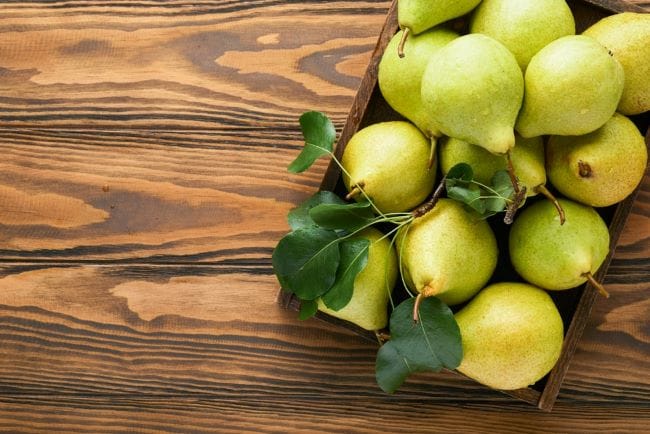 Buah Pir untuk Asam Lambung, Ini Manfaat dan Tips Mengolahnya - Alodokter