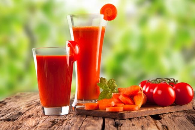 10 Manfaat Jus Tomat dan Wortel yang Jarang Diketahui - Alodokter