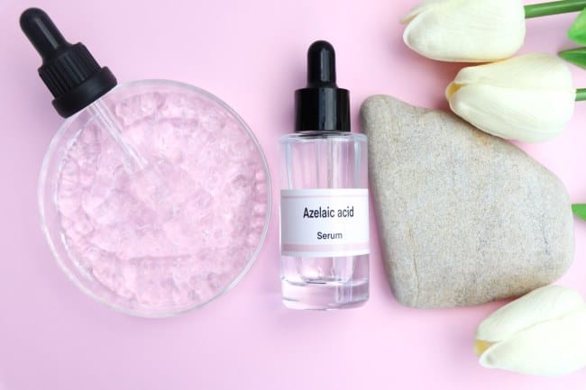 Azelaic Acid, Ini Manfaat dan Aturan Penggunaannya - Alodokter