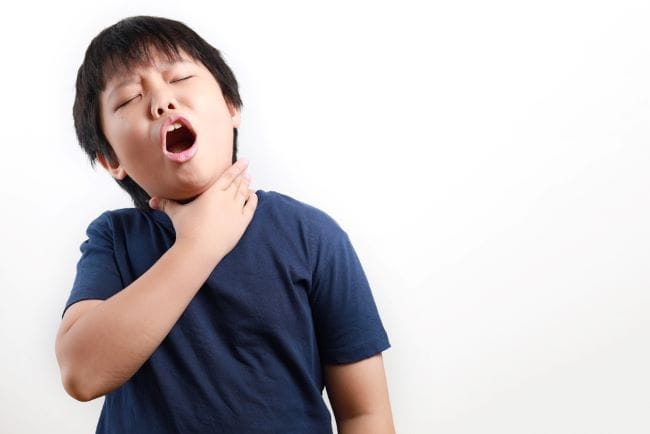 Wajib Tahu, Pertolongan Pertama pada Anak Tersedak - Alodokter