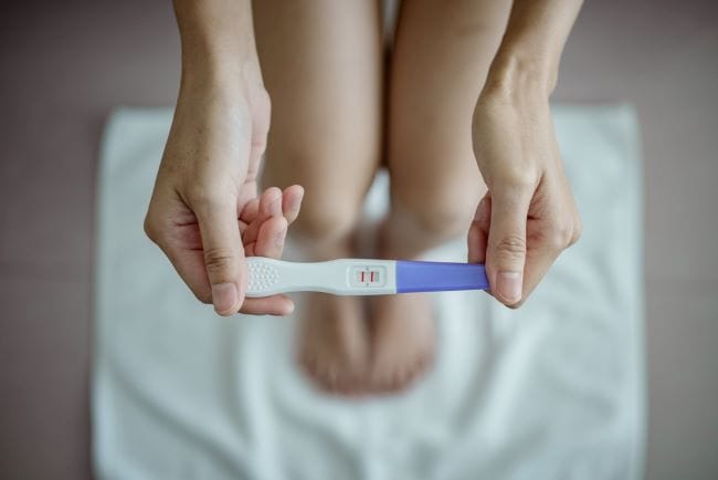 Tespek Positif Hamil, Apa yang Harus Dilakukan Selanjutnya? - Alodokter