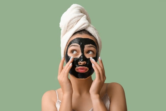 5 Masker Wajah yang Bagus untuk Kulit Sehat Terawat - Alodokter