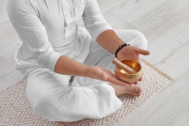 Singing Bowl, Teknik Relaksasi yang Baik untuk Kesehatan - Alodokter