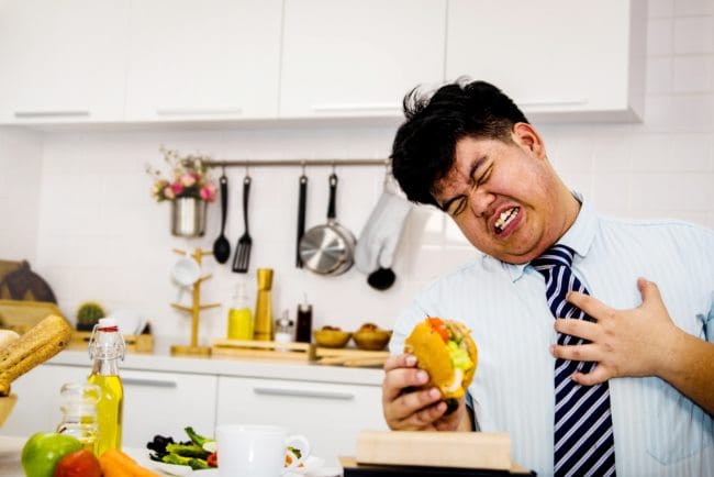 5 Ciri-Ciri Kolesterol di Usia Muda yang Perlu Diwaspadai - Alodokter