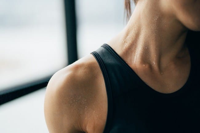 Proses Pembentukan Keringat dan Gangguan yang Bisa Terjadi - Alodokter