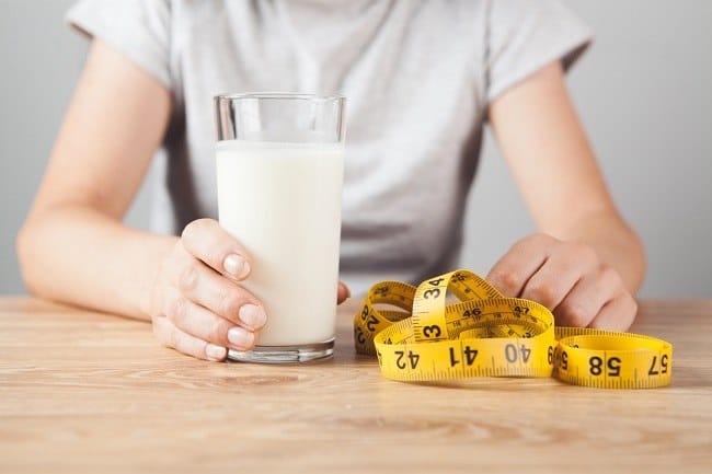 6 Susu Diet untuk Bantu Turunkan Berat Badan - Alodokter