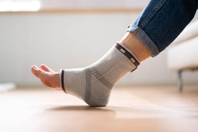 5 Ankle Support Terbaik untuk Melindungi Pergelangan Kaki - Alodokter