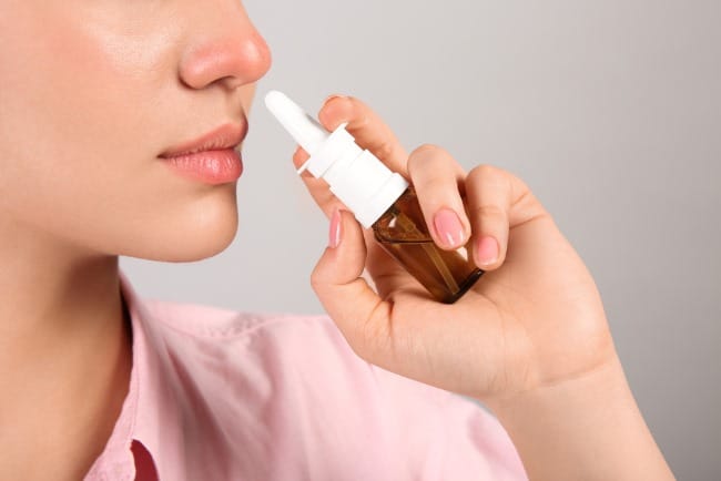 8 Nasal Spray Paling Ampuh Atasi Hidung Tersumbat - Alodokter