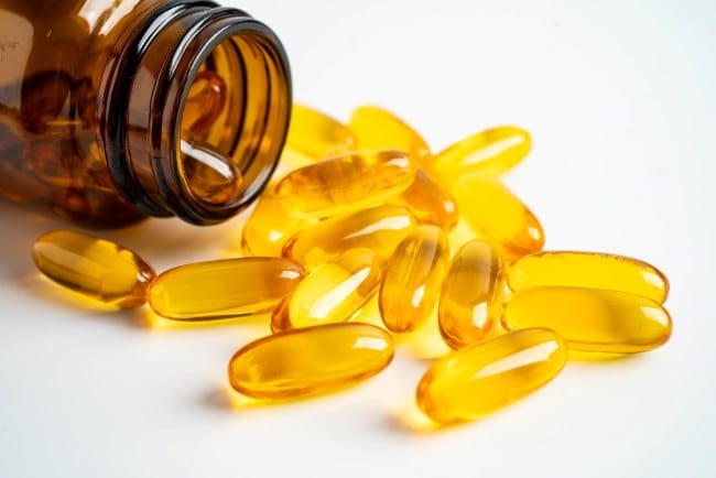 Minyak Ikan untuk Dewasa, Inilah Manfaat dan Takarannya yang Tepat - Alodokter