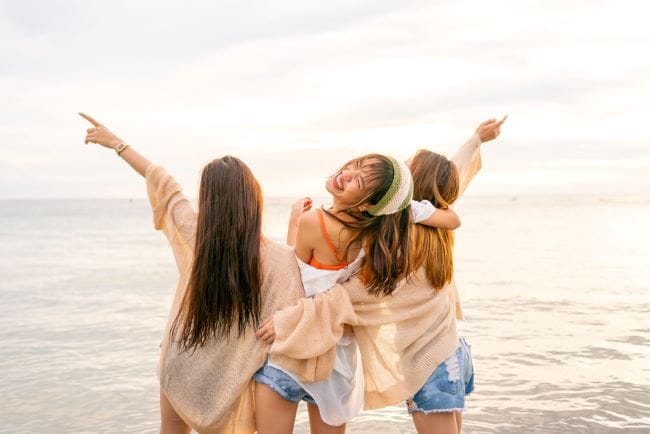 Jenis-Jenis Emosi Positif dan Manfaatnya untuk Kesehatan Mental - Alodokter