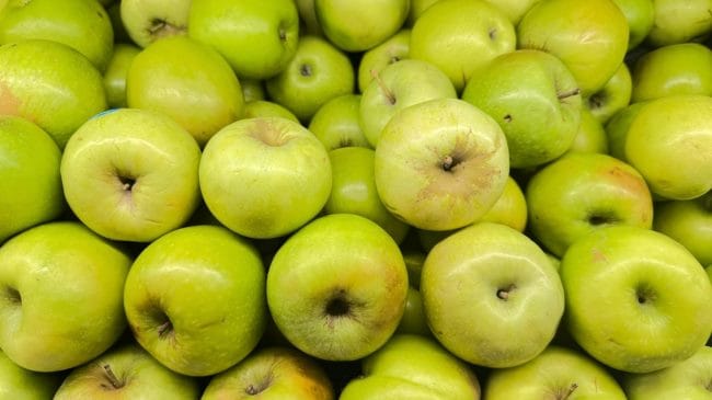 Apel Malang, Kandungan Nutrisi dan Manfaatnya bagi Tubuh - Alodokter