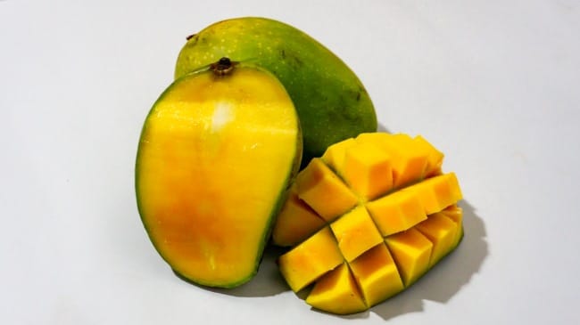 Mangga Indramayu, Inilah Nutrisi dan Manfaatnya bagi Kesehatan - Alodokter