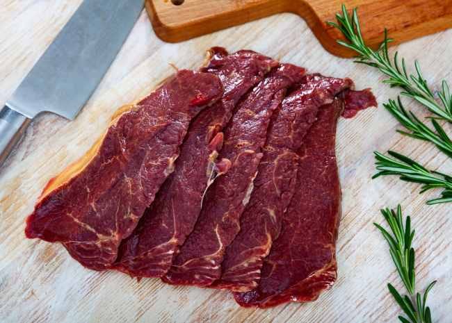 Daging Kuda, Inilah Kandungan Nutrisi dan Manfaatnya bagi Kesehatan - Alodokter