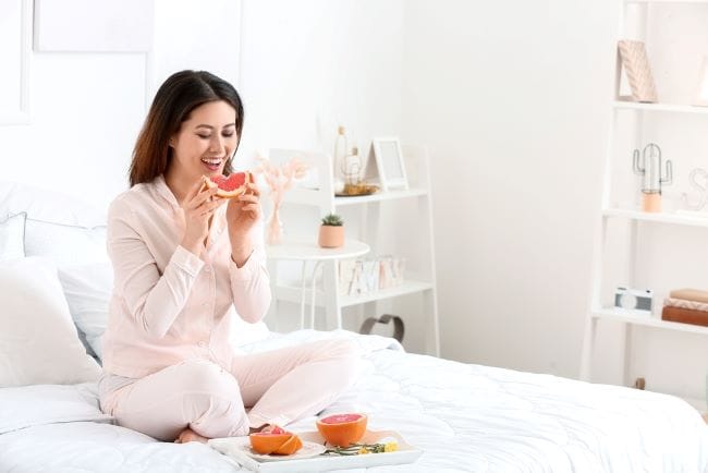 Efek Makan Buah Malam Hari, Bisa Bagus maupun Tidak - Alodokter