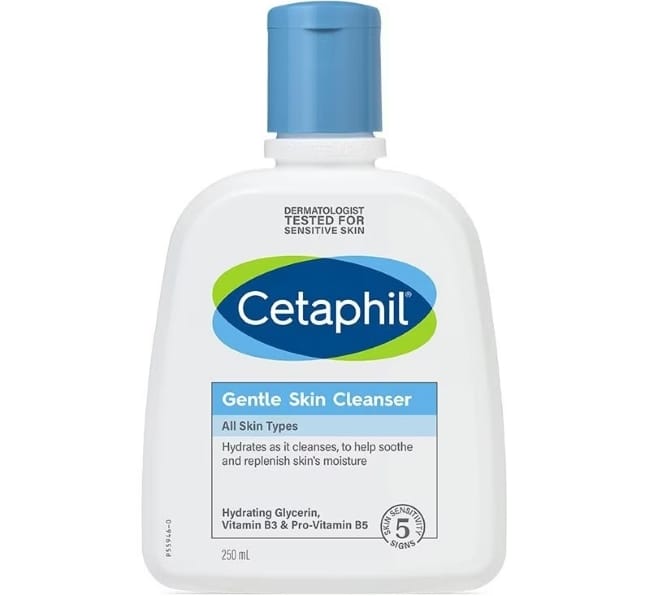 8 Pembersih Wajah yang Bagus untuk Membersihkan Kulit - Alodokter