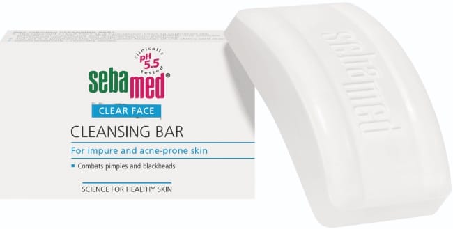 8 Pembersih Wajah yang Bagus untuk Membersihkan Kulit - Alodokter