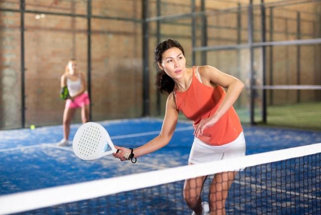 Olahraga Padel, Aktivitas yang Menyenangkan dan Bermanfaat - Alodokter