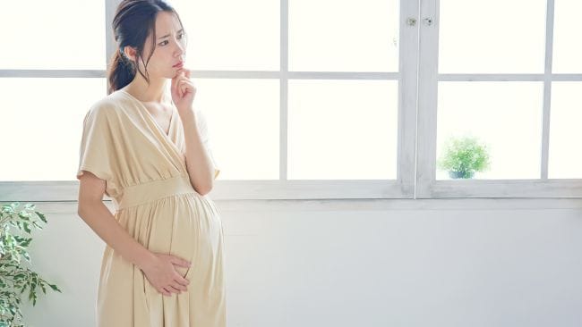 Bolehkan Ibu Hamil Pakai Parfum? Cek Jawabannya di Sini - Alodokter