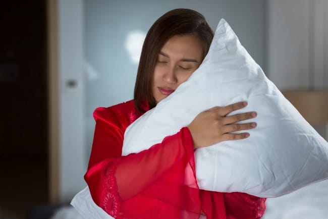 Sleepwalking, Ketahui Penyebab dan Cara Menanganinya yang Tepat - Alodokter