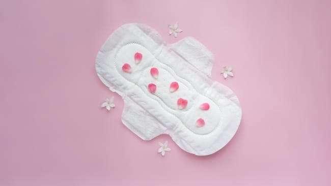 5 Bahaya Memakai Pembalut Terlalu Lama yang Tidak Boleh Disepelekan - Alodokter