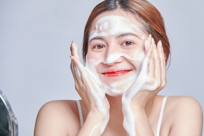 Detox Wajah, Ini Manfaat dan Cara Aman Melakukannya - Alodokter