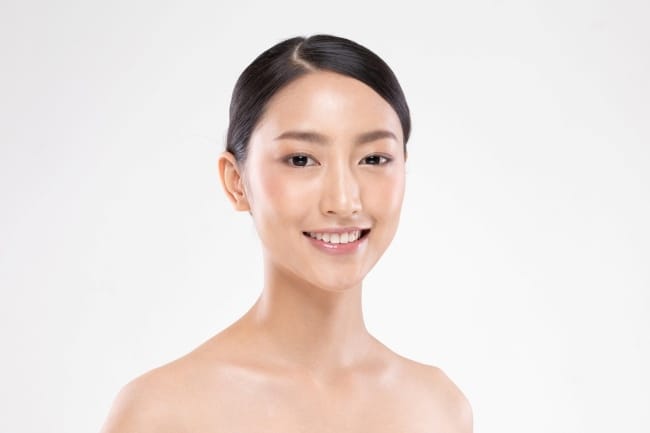 7 Cara Agar Wajah Simetris yang Bisa Dicoba - Alodokter