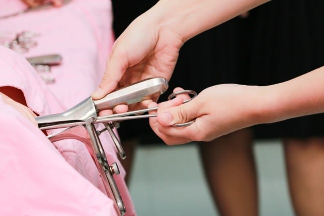 5 Pantangan Makanan setelah Operasi Kuret - Alodokter