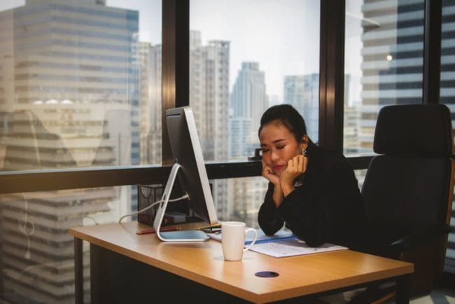Mengenal Pesimis dan Cara Mengatasinya yang Tepat - Alodokter