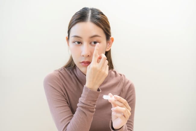 Bolehkah Tidur Pakai Softlens? Ketahui Faktanya - Alodokter