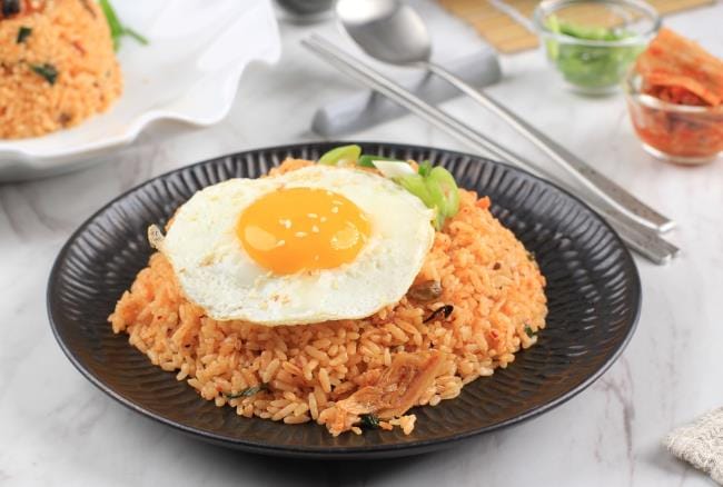 Kalori Nasi Goreng dan Tips Mengonsumsinya agar Lebih Sehat - Alodokter