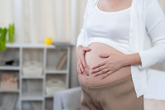 4 Cara Meraba Janin Sudah Masuk Panggul yang Aman - Alodokter