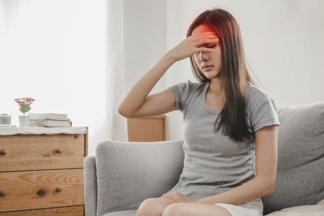 Nyeri pada Bagian Dahi dan Area Sekitarnya, Ketahui Penyebab dan Cara Menanganinya - Alodokter