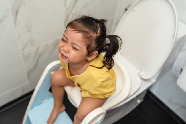 8 Obat Tradisional Susah Buang Air Besar untuk Balita yang Aman Dikonsumsi - Alodokter