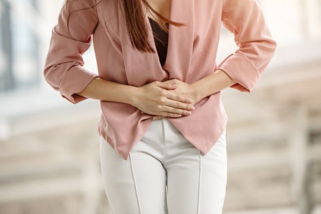 Sakit Perut dan Kesemutan, Kenali Penyebab dan Tips Mengatasinya - Alodokter