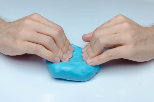 Therapy Putty, Ini Manfaat dan Tips Menggunakannya - Alodokter