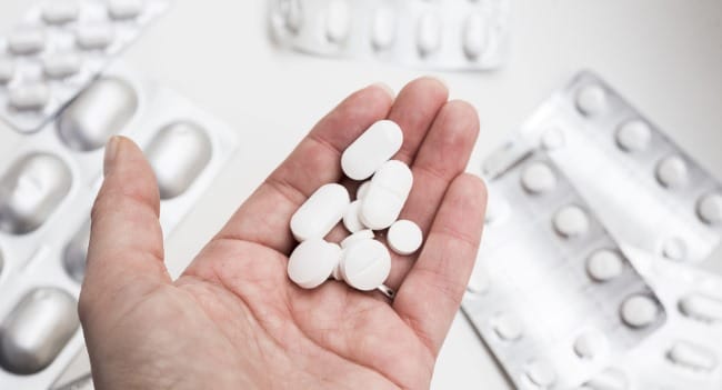 9 Efek Samping Ibuprofen yang Perlu Diwaspadai - Alodokter