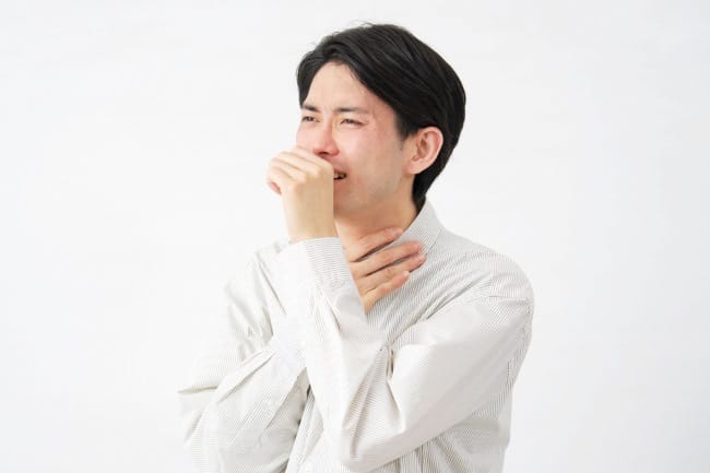 8 Cara Menyembuhkan Batuk Berdahak dan Tenggorokan Gatal yang Efektif - Alodokter