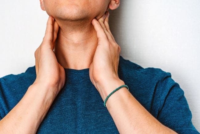 6 Ciri-Ciri Kanker Kelenjar Getah Bening Stadium 4 yang Perlu Diwaspadai - Alodokter