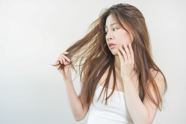 6 Vitamin Rambut untuk Rambut Kering dan Mengembang - Alodokter