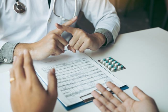 Kontraindikasi, Hal Penting yang Perlu Diketahui Sebelum Minum Obat - Alodokter