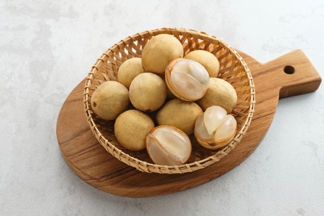 Kenali Perbedaan Duku dan Langsat Agar Tidak Salah Pilih - Alodokter