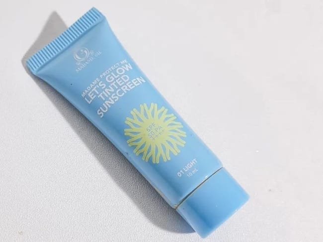 11 Sunscreen Terbaik untuk Berbagai Jenis Kulit - Alodokter