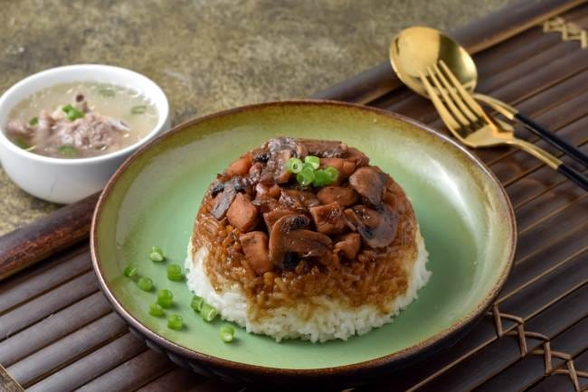 Nasi Tim, Inilah Manfaat dan Tips Membuatnya yang Sehat - Alodokter