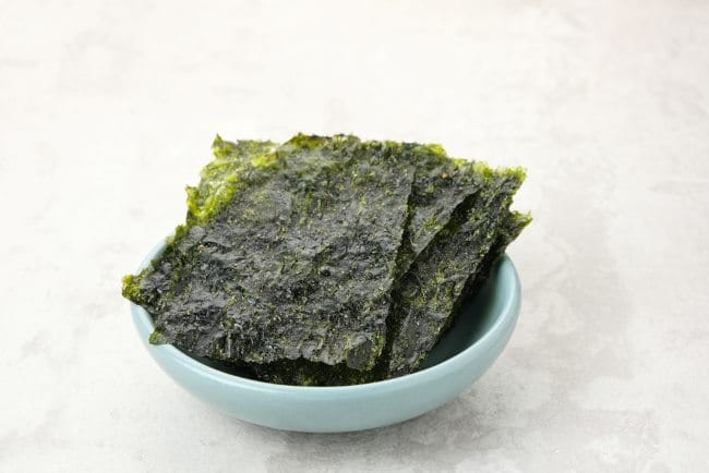Nori, Rumput Laut yang Lezat dan Penuh Manfaat - Alodokter